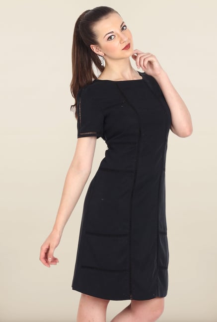 Avirate Black Solid Boat Neck Shift Dress Avirate Black Solid Boat Neck Shift Dress