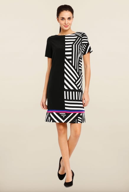 Avirate Black Printed Short Sleeves Shift Dress Avirate Black Printed Short Sleeves Shift Dress