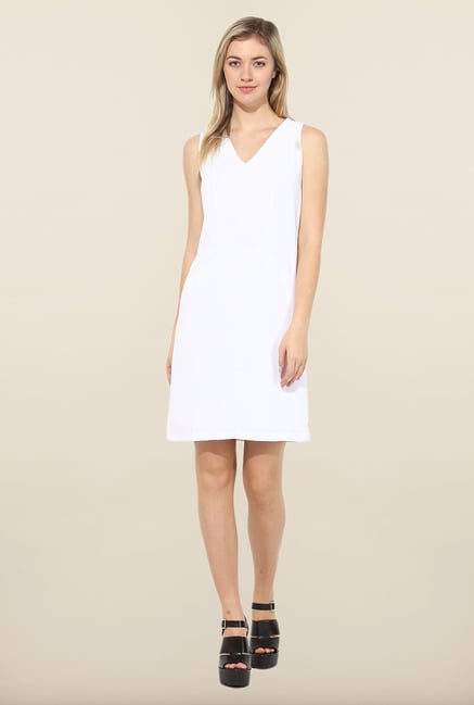 Avirate White Solid V Neck Casual Dress Avirate White Solid V Neck Casual Dress