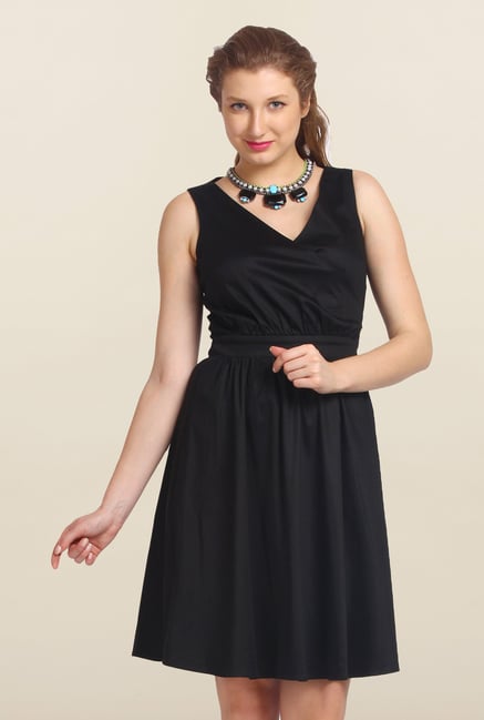 Avirate Black Solid Casual A-Line Dress Avirate Black Solid Casual A-Line Dress