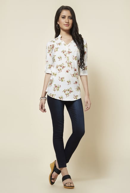 Zudio Beige Gabby Floral Printed Blouse Zudio Beige Gabby Floral Printed Blouse