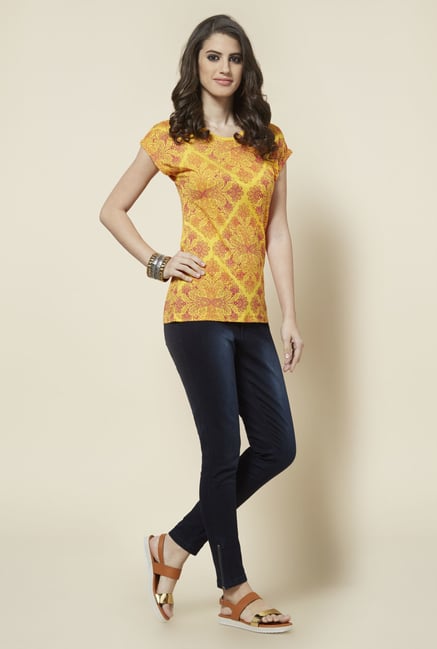 Zudio Yellow Printed Slim Fit Top Zudio Yellow Printed Slim Fit Top