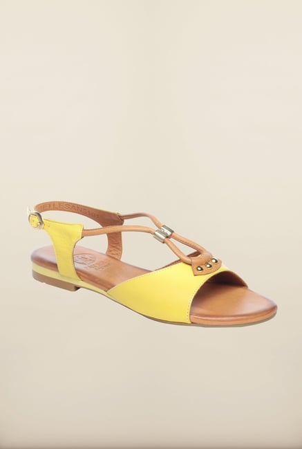 Pavers England Yellow & Beige Flat Sandals Pavers England Yellow & Beige Flat Sandals