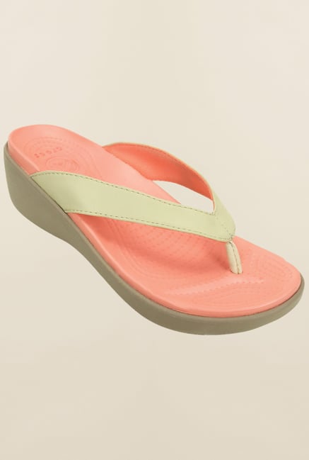 Crocs Capri Cream & Peach Sandals Crocs Capri Cream & Peach Sandals