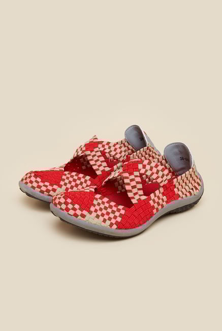 Metro Red & Beige Weave Design Sandals Metro Red & Beige Weave Design Sandals