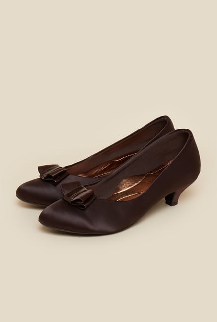 Metro Brown Slip-On Pumps Metro Brown Slip-On Pumps