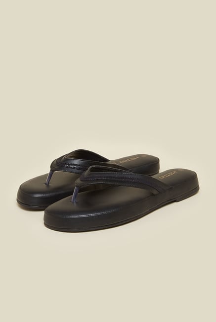 Metro Black Cushioned Thongs Metro Black Cushioned Thongs