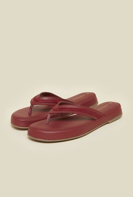 Metro Maroon Cushioned Thongs Metro Maroon Cushioned Thongs