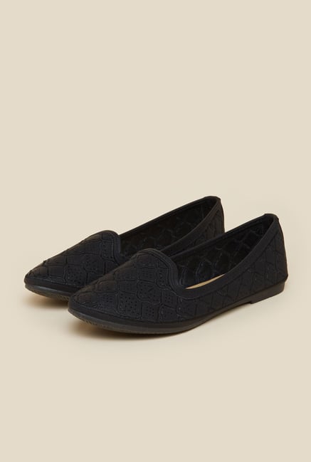 Metro Black Embroidered Ballerina Shoes Metro Black Embroidered Ballerina Shoes