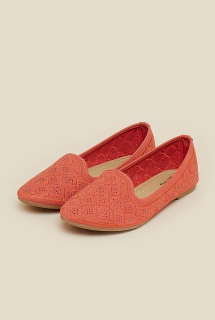 Metro Red Embroidered Ballerina Shoes Metro Red Embroidered Ballerina Shoes