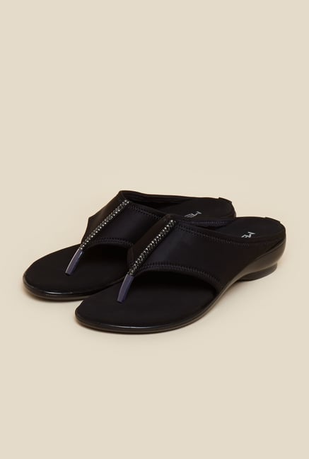Metro Black Slip-On Sandals Metro Black Slip-On Sandals