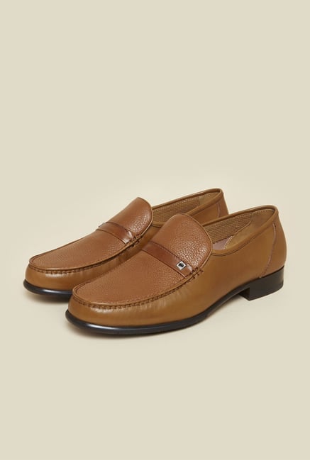 Da Vinchi by Metro Tan Loafers Da Vinchi by Metro Tan Loafers