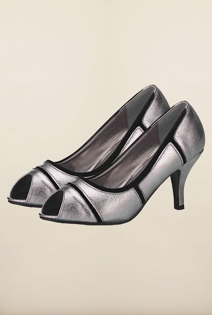 Tresmode Cpatch Silver Slide Shoes Tresmode Cpatch Silver Slide Shoes