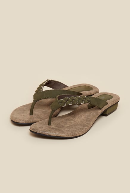 Metro Green Flat Casual Thongs Metro Green Flat Casual Thongs
