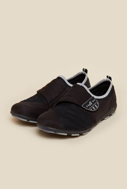 Metro Black Casual Sneakers Metro Black Casual Sneakers