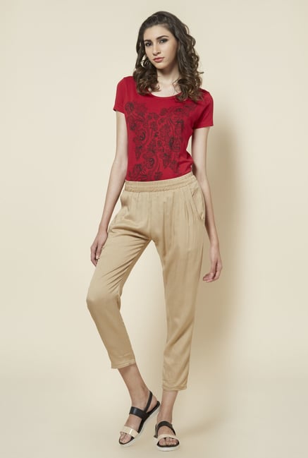 Zudio Red Paisley Printed Top Zudio Red Paisley Printed Top