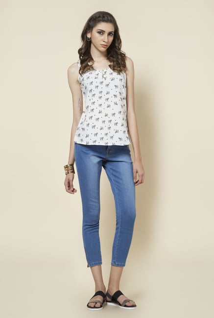 Zudio White U Neck Printed Blouse Zudio White U Neck Printed Blouse
