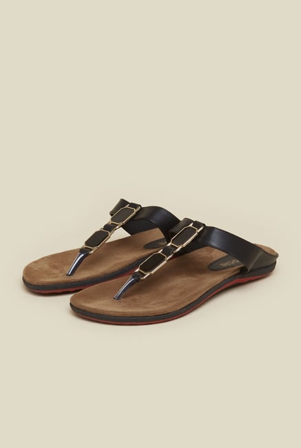 Mochi Black T-Strap Sandals Mochi Black T-Strap Sandals