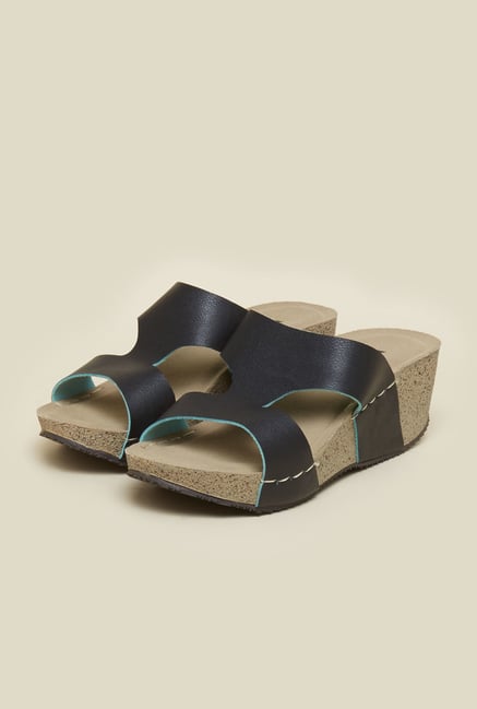 Mochi Black Mule Wedge Sandals Mochi Black Mule Wedge Sandals