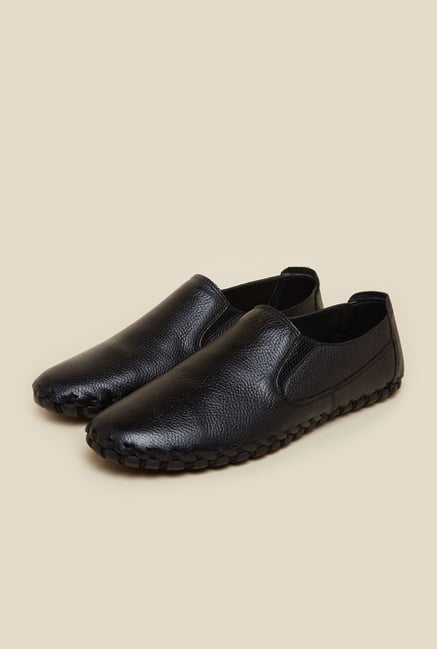 Gen X by Mochi Black Leather Casual Shoes Gen X by Mochi Black Leather Casual Shoes