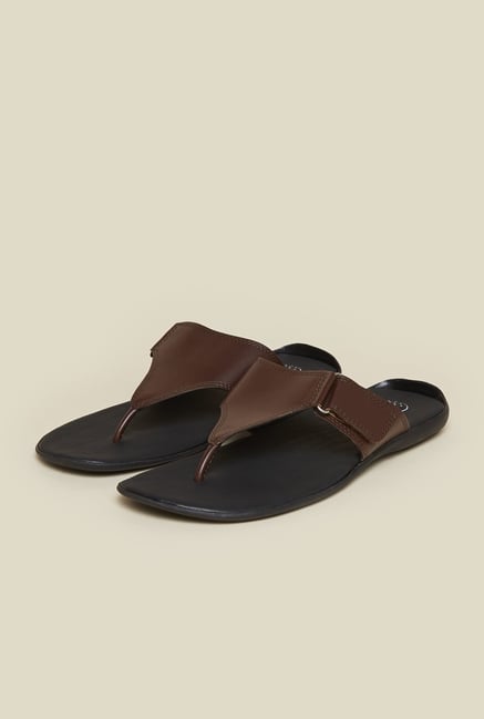 Mochi Brown Thong Sandals Mochi Brown Thong Sandals