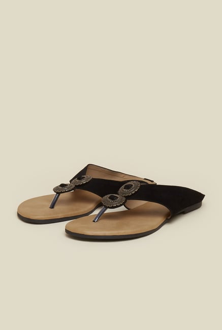 Mochi Black Thong Sandals Mochi Black Thong Sandals
