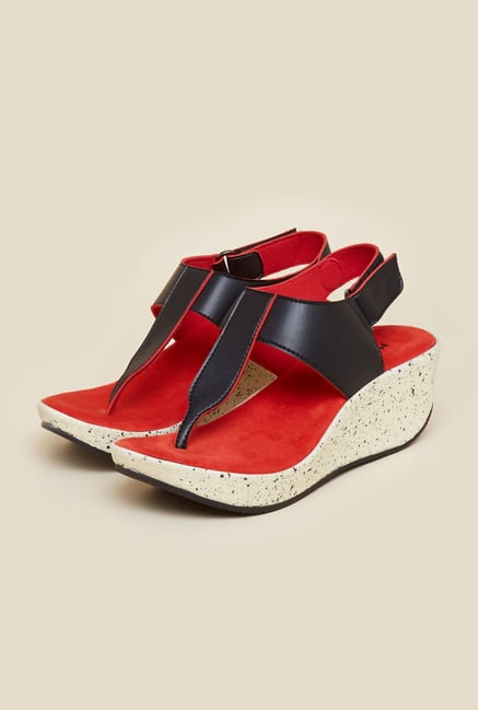 Mochi Black Wedge Heel Sandals Mochi Black Wedge Heel Sandals