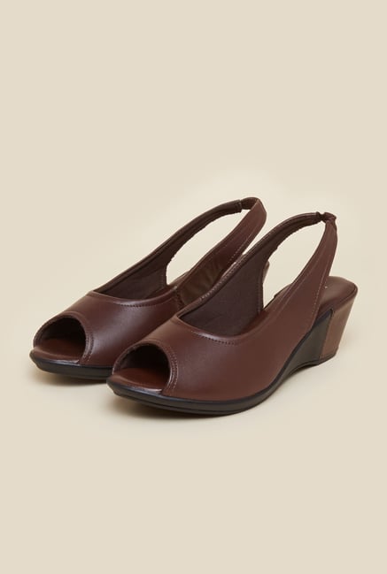 Mochi Brown Wedge Heel Peep Toe Sandals Mochi Brown Wedge Heel Peep Toe Sandals