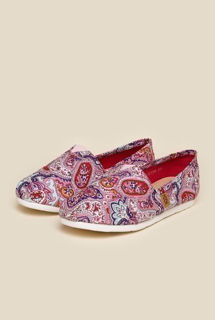 Mochi Multicolor Casual Loafers Mochi Multicolor Casual Loafers