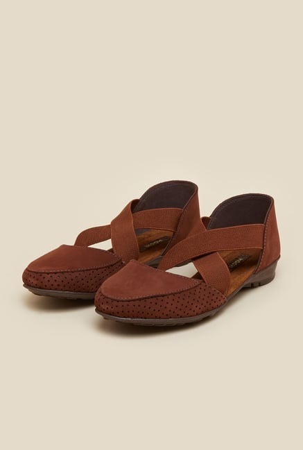 Mochi Brown Cross Strap Sandals Mochi Brown Cross Strap Sandals