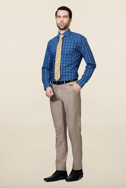 Van Heusen Blue Checks Slim Fit Shirt Van Heusen Blue Checks Slim Fit Shirt