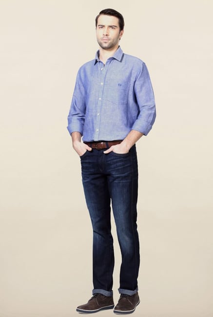 Van Heusen Blue Solid Slim Fit Shirt Van Heusen Blue Solid Slim Fit Shirt