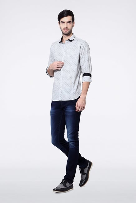 Van Heusen White Printed Casual Shirt Van Heusen White Printed Casual Shirt