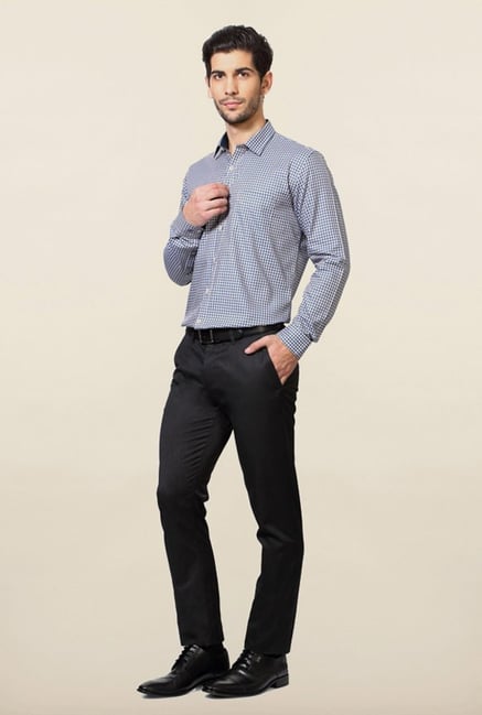 Van Heusen Blue Checks Slim Fit Shirt Van Heusen Blue Checks Slim Fit Shirt