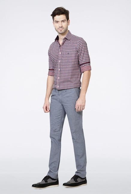 Van Heusen Red & Blue Checks Casual Shirt Van Heusen Red & Blue Checks Casual Shirt