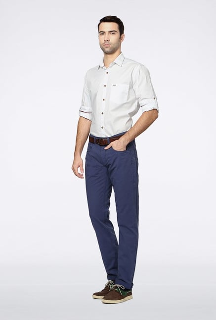 Van Heusen White Solid Casual Shirt Van Heusen White Solid Casual Shirt