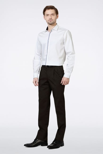 Van Heusen White Solid Casual Shirt Van Heusen White Solid Casual Shirt