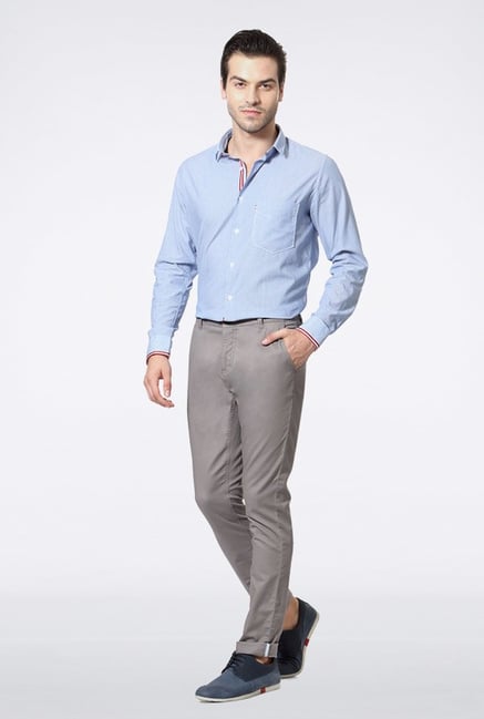 Van Heusen Grey Solid Chinos Van Heusen Grey Solid Chinos