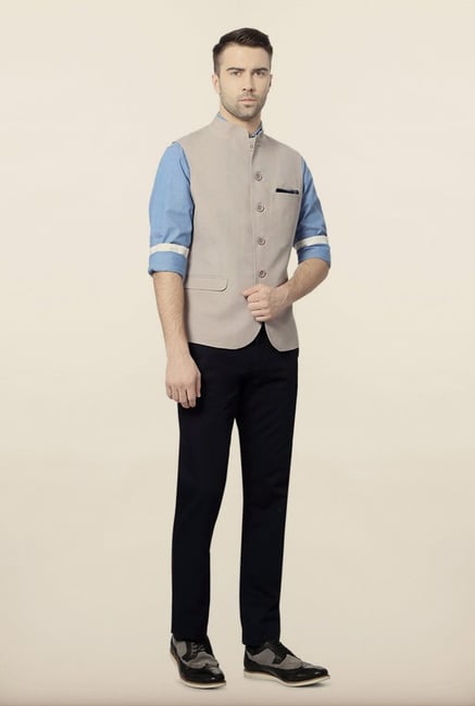 Van Heusen Grey Solid Waistcoat Van Heusen Grey Solid Waistcoat