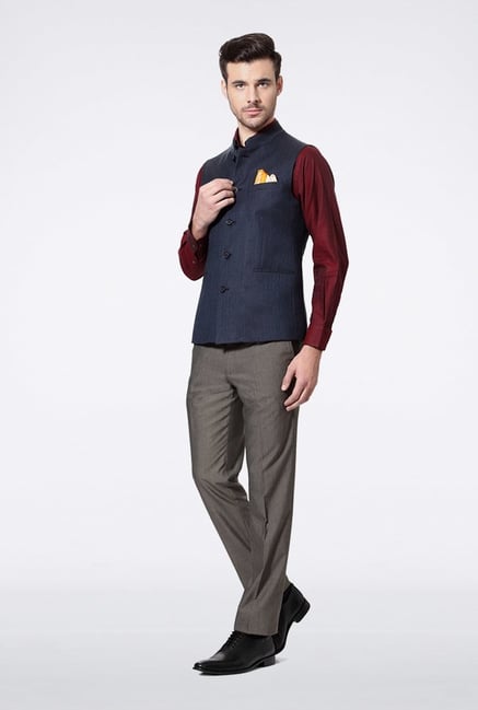 Van Heusen Navy Solid Waistcoat Van Heusen Navy Solid Waistcoat