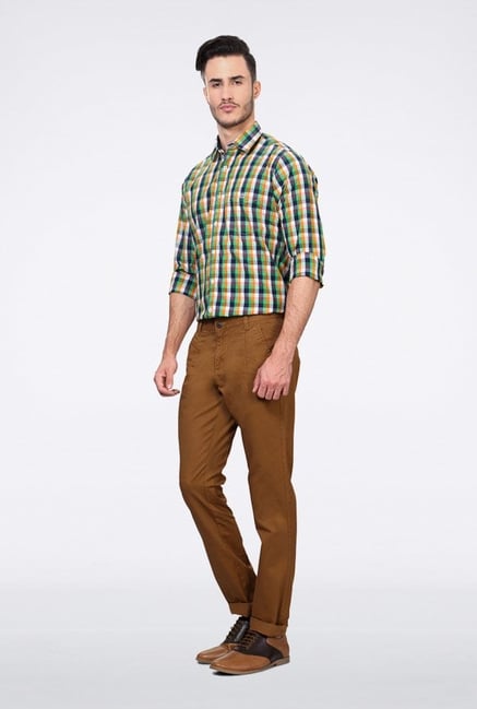 Van Heusen Brown Solid Chinos Van Heusen Brown Solid Chinos