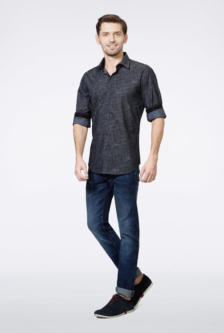 Van Heusen Grey Self Printed Casual Shirt Van Heusen Grey Self Printed Casual Shirt