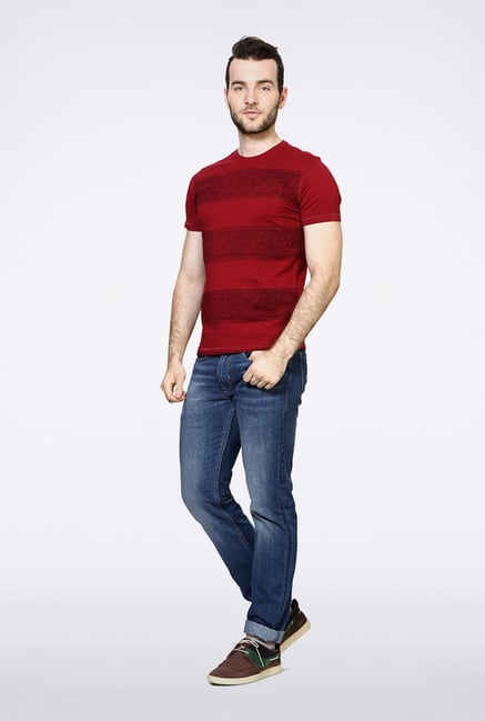 Van Heusen Maroon & Red Printed Crew T Shirt Van Heusen Maroon & Red Printed Crew T Shirt