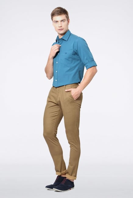 Van Heusen Khaki Solid Chinos Van Heusen Khaki Solid Chinos