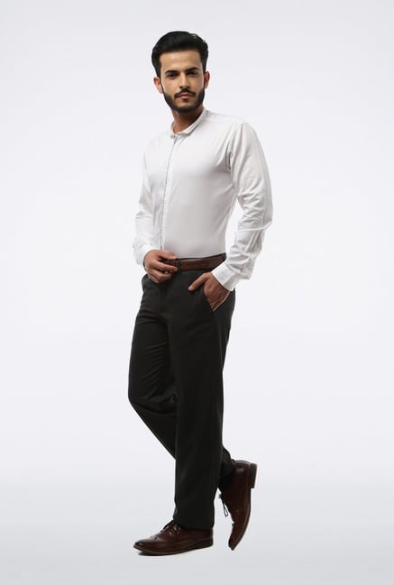 Van Heusen White Solid Casual Shirt Van Heusen White Solid Casual Shirt