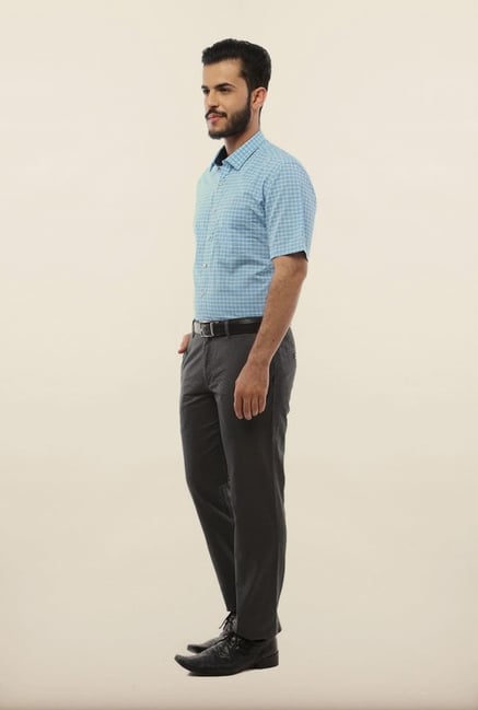 Van Heusen Blue Checks Formal Shirt Van Heusen Blue Checks Formal Shirt