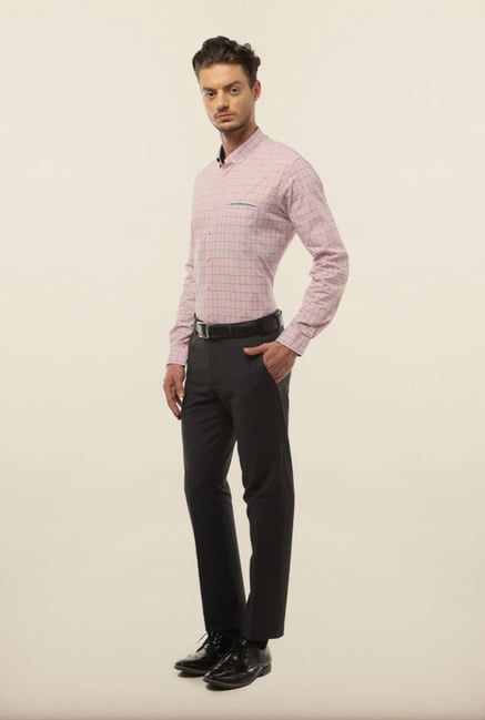 Van Heusen Pink Checks Formal Shirt Van Heusen Pink Checks Formal Shirt