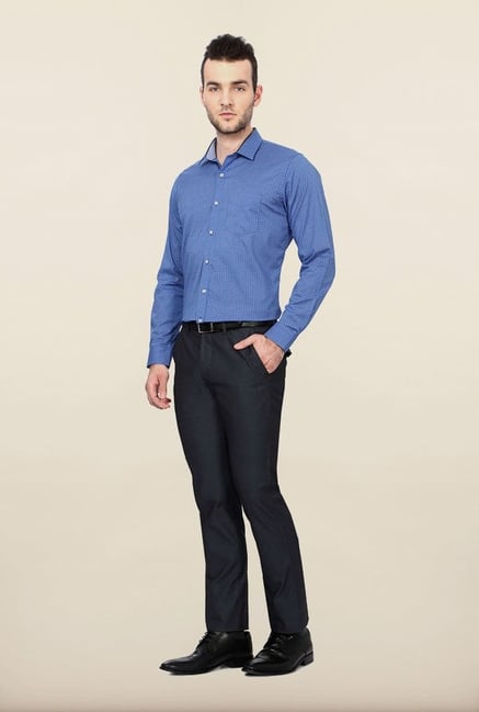 Van Heusen Blue Checks Formal Shirt Van Heusen Blue Checks Formal Shirt