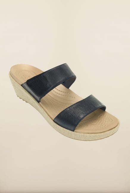 Crocs Leigh II Nautical Navy Wedges Crocs Leigh II Nautical Navy Wedges