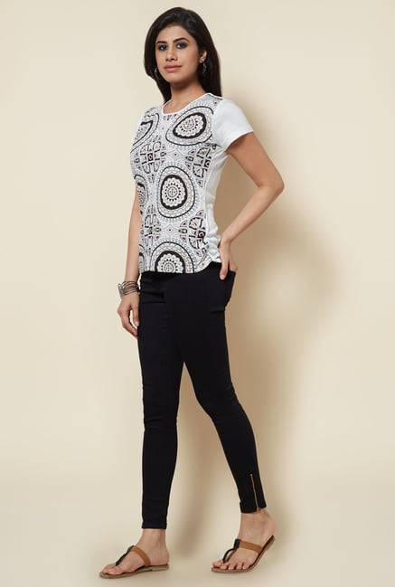 Zudio Off White Slim Fit Top Zudio Off White Slim Fit Top